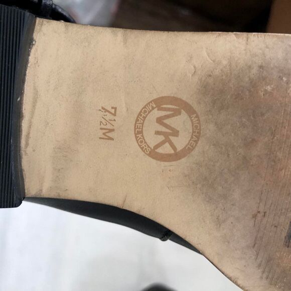 Michael Kors Ankle Boots Booties Black Genuine Leather Almond Toe Buckle Goth - Picture 4 of 8